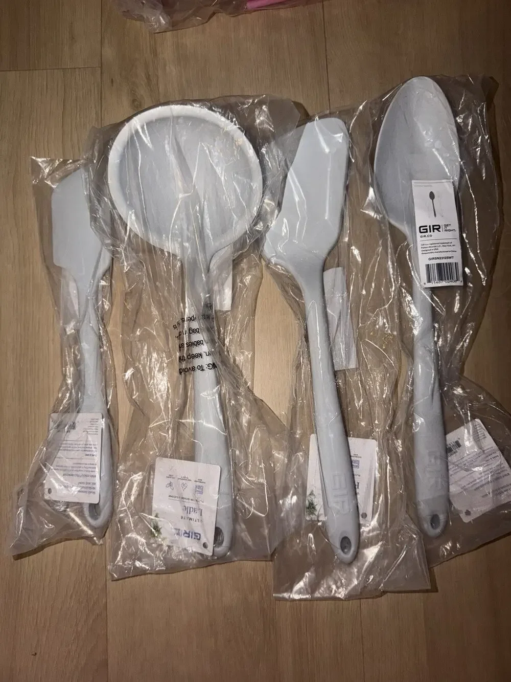GIR Get It Right Silicone Kitchen Utensils Studio White Lot of 4 New
